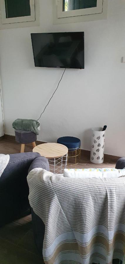 Meuble Chez Gilbert Apartment Le Tampon Ngoại thất bức ảnh